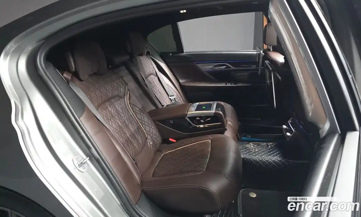 BMW 7-Series 2019 3.0 гидро в Москве № 193147, фото 12