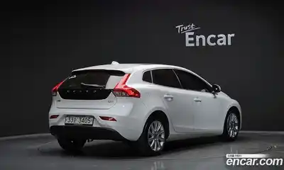 Volvo V40 2014 1.6 гидро в Москве № 197072, миниатюра 2
