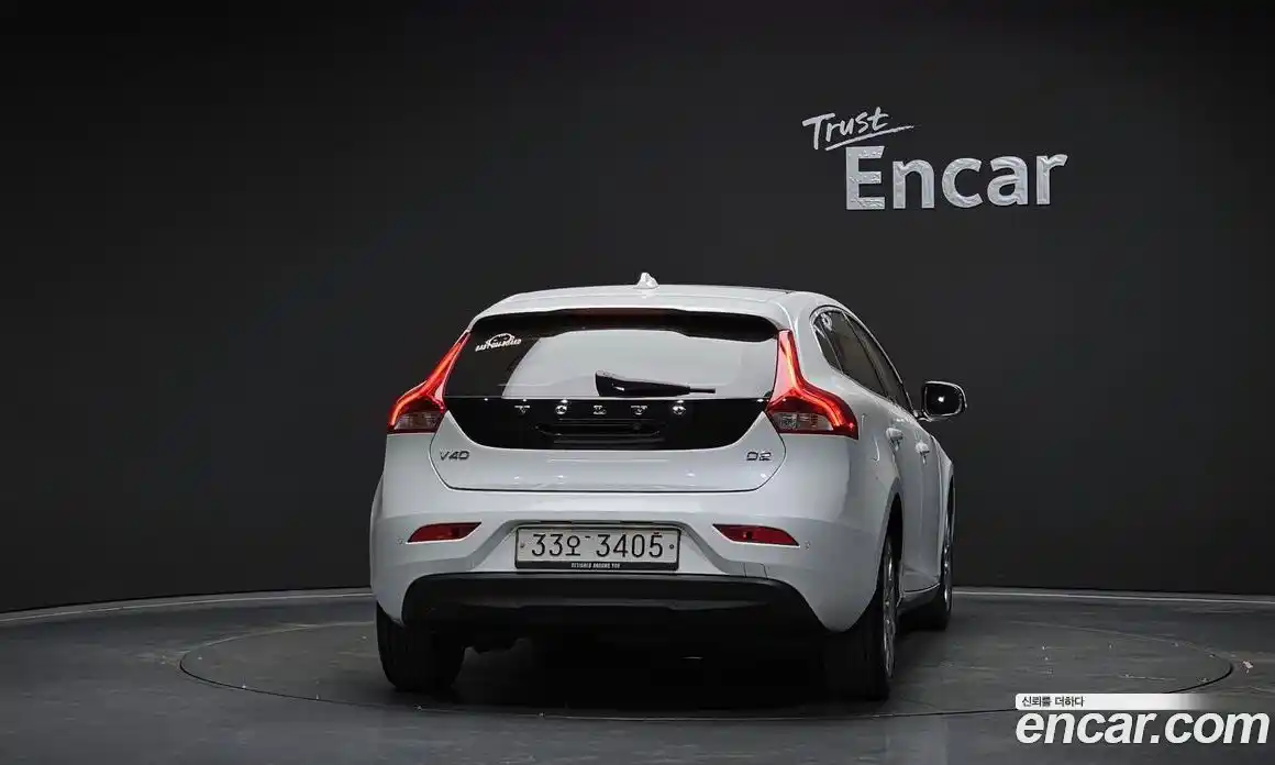 Volvo V40 2014 1.6 гидро в Москве № 197072, фото 4