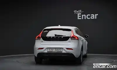 Volvo V40 2014 1.6 гидро в Москве № 197072, миниатюра 4