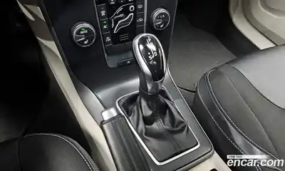 Volvo V40 2014 1.6 гидро в Москве № 197072, миниатюра 9