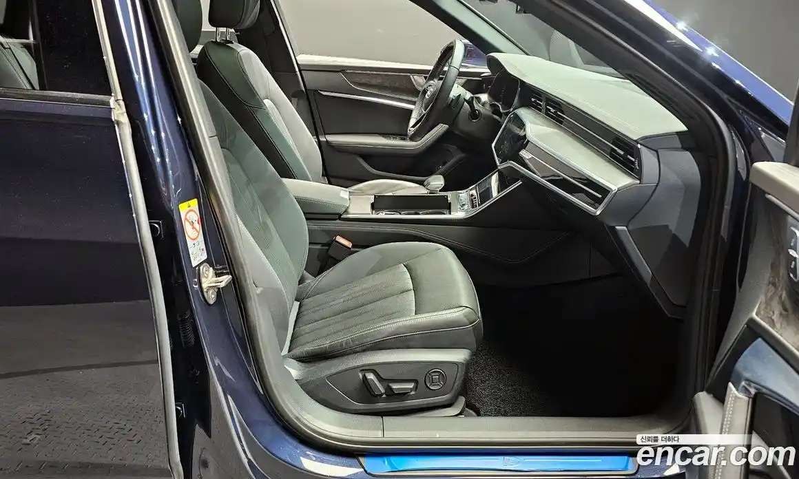 Audi A6 2021 3.0 гидро в Москве № 229757, фото 11