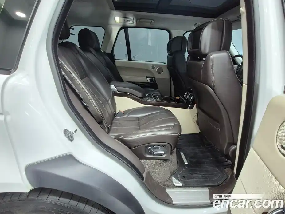 Land Rover Range-Rover 2015 4.4 гидро в Москве № 231353, фото 11