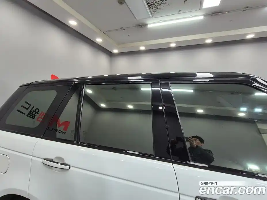 Land Rover Range-Rover 2015 4.4 гидро в Москве № 231353, фото 16