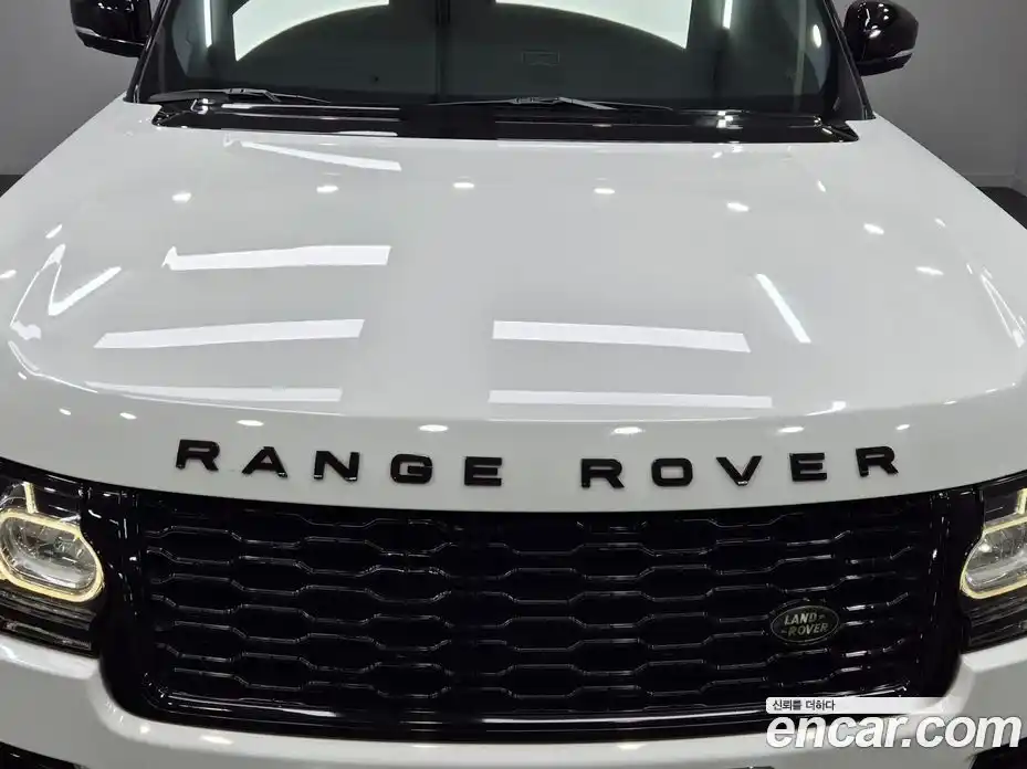 Land Rover Range-Rover 2015 4.4 гидро в Москве № 231353, фото 18