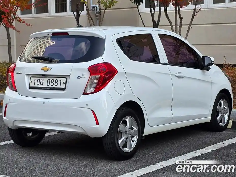 Chevrolet Spark 2015 1.0 гидро в Москве, фото 11