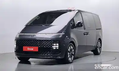 Hyundai Staria, 2023