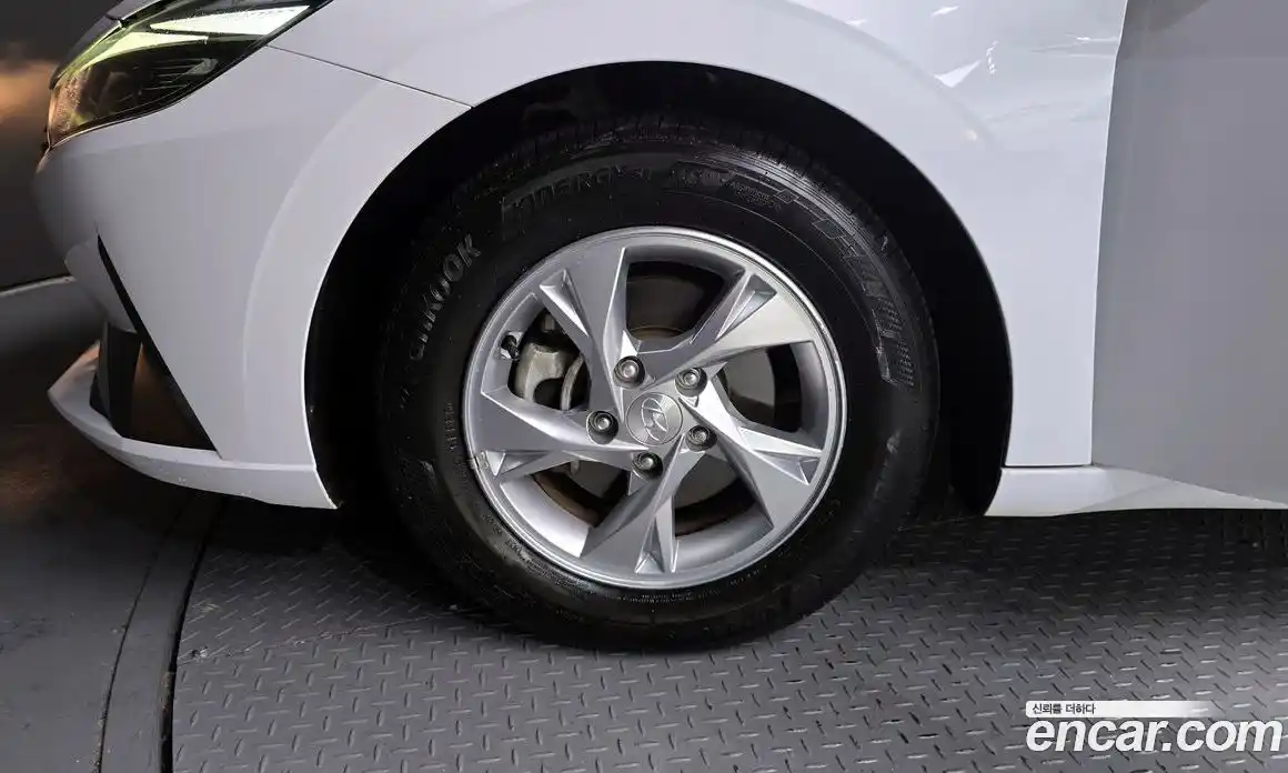 Hyundai Avante 2022 1.6 гидро в Москве, фото 5
