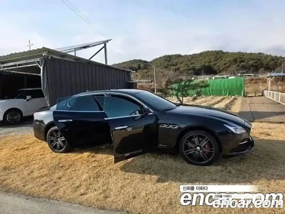 Maserati Quattroporte 2020 3.0 гидро, фото 6