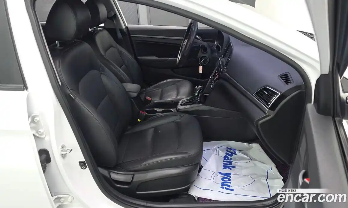 Hyundai Avante 2016 1.6 гидро в Москве № 1142883, фото 12