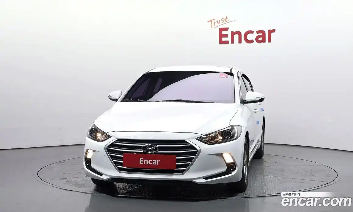 Hyundai Avante 2016 1.6 гидро в Москве № 1142883, фото 3