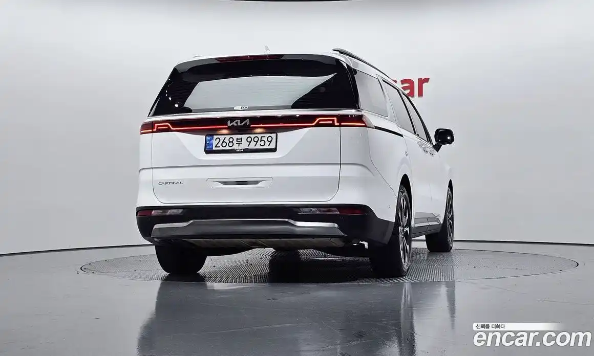 Kia Canival 2022 2.2 гидро в Москве № 121444, фото 4