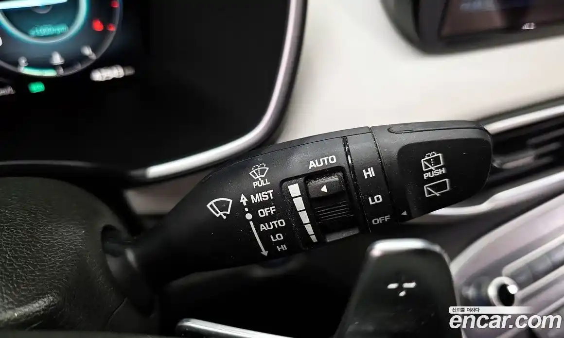 Hyundai Santa Fe 2020 2.2 гидро в Москве № 127009, фото 16