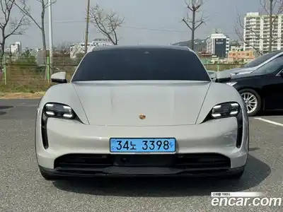 Porsche Taycan 2024 гидро в Москве № 1292363, миниатюра 3