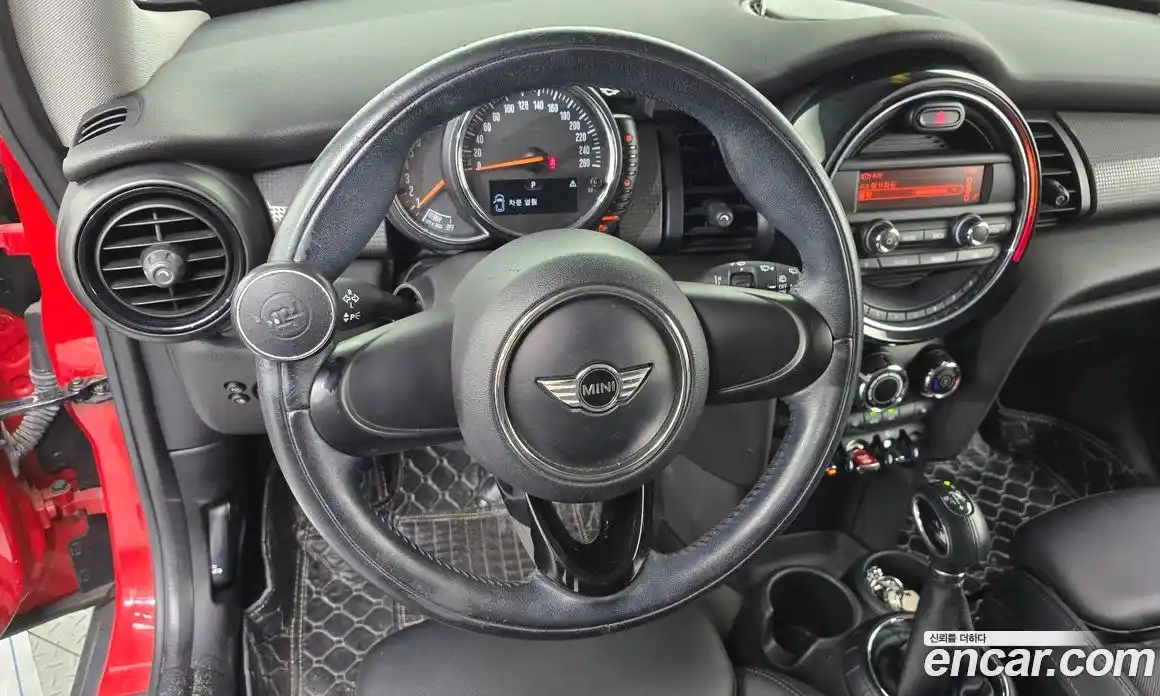 Mini Cooper 2014 1.5 гидро в Москве № 134785, фото 13