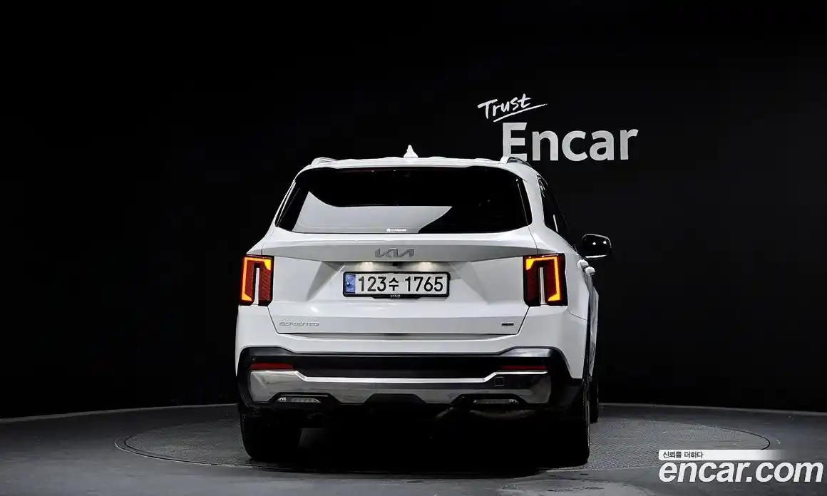 Kia Sorento 2023 2.2 гидро в Москве № 14329, фото 4