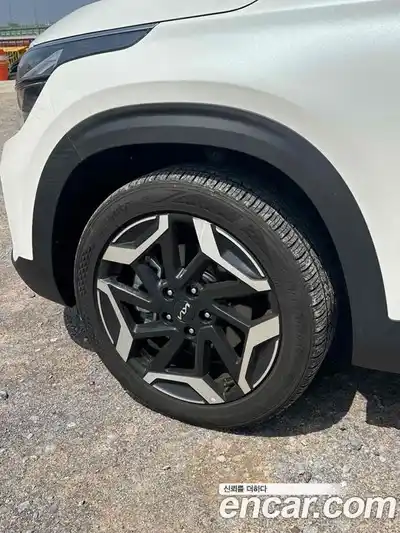 Kia Seltos 2025 1.6 гидро в Москве № 1611264, миниатюра 7