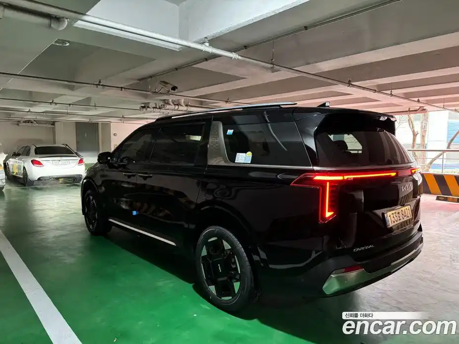 Kia Canival 2026 1.6 гидро в Москве № 1684425, фото 3