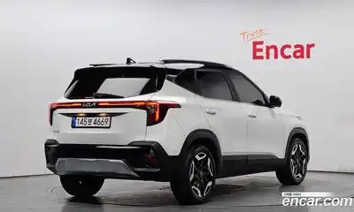 Kia Seltos 2023 1.6 гидро в Москве № 1684524, миниатюра 2