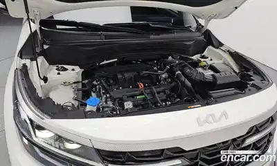 Kia Seltos 2023 1.6 гидро в Москве № 1684524, миниатюра 6