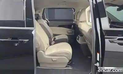 Kia Canival 2024 2.2 гидро в Москве № 1684838, миниатюра 11