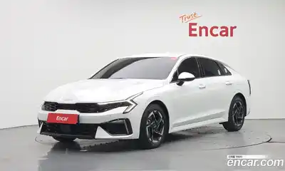 Kia K5, 2025