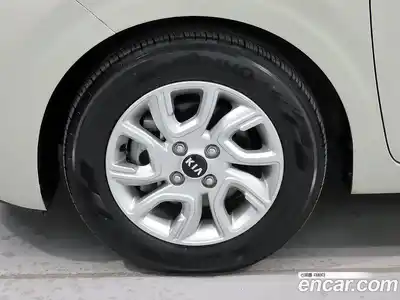 Kia Morning 2019 1.0 гидро в Москве № 1684995, миниатюра 5