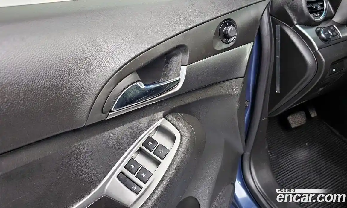 Chevrolet Orlando 2014 2.0 гидро в Москве № 1687846, фото 17