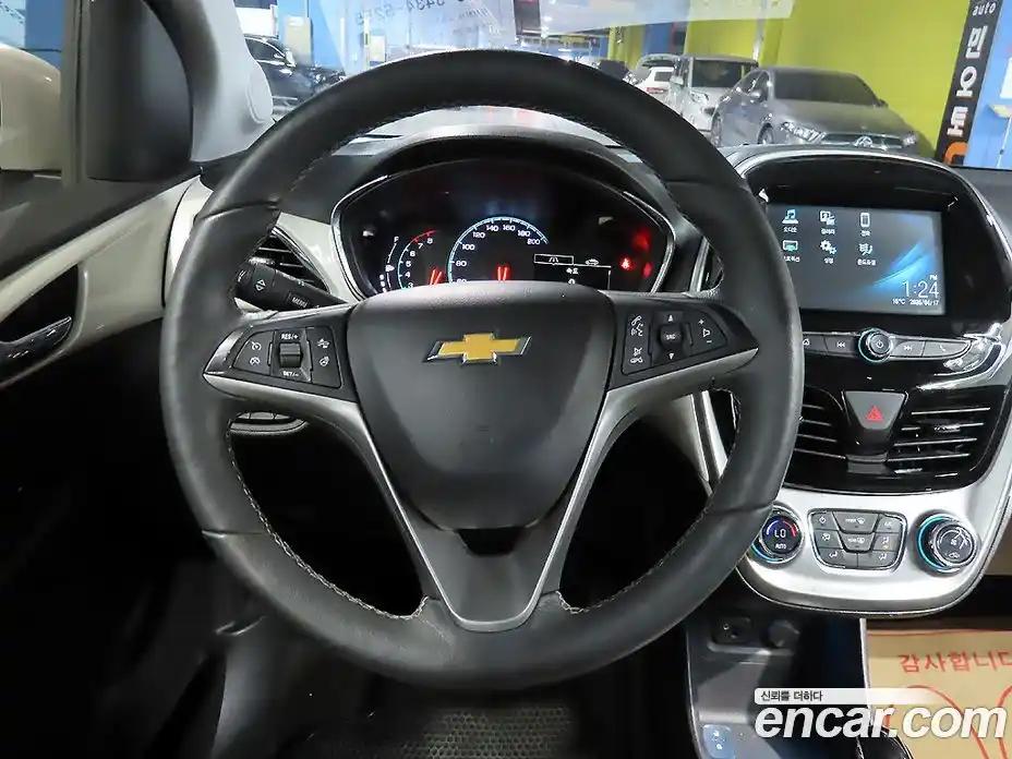 Chevrolet Spark 2016 1.0 гидро в Москве № 1687939, фото 11