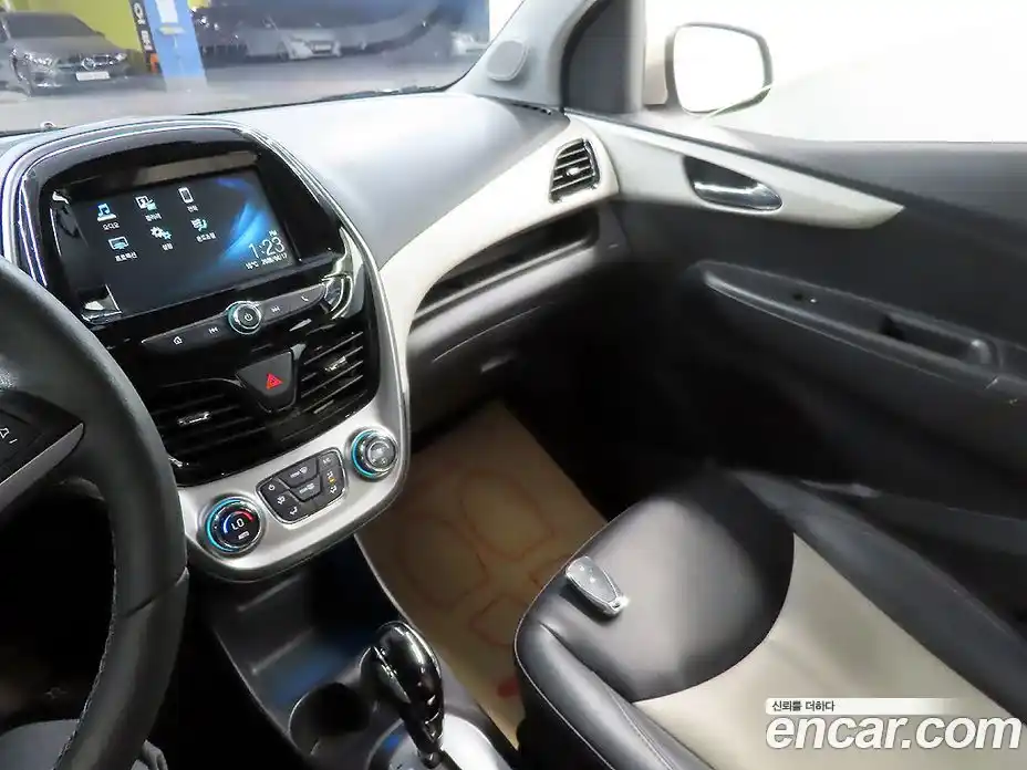 Chevrolet Spark 2016 1.0 гидро в Москве № 1687939, фото 12