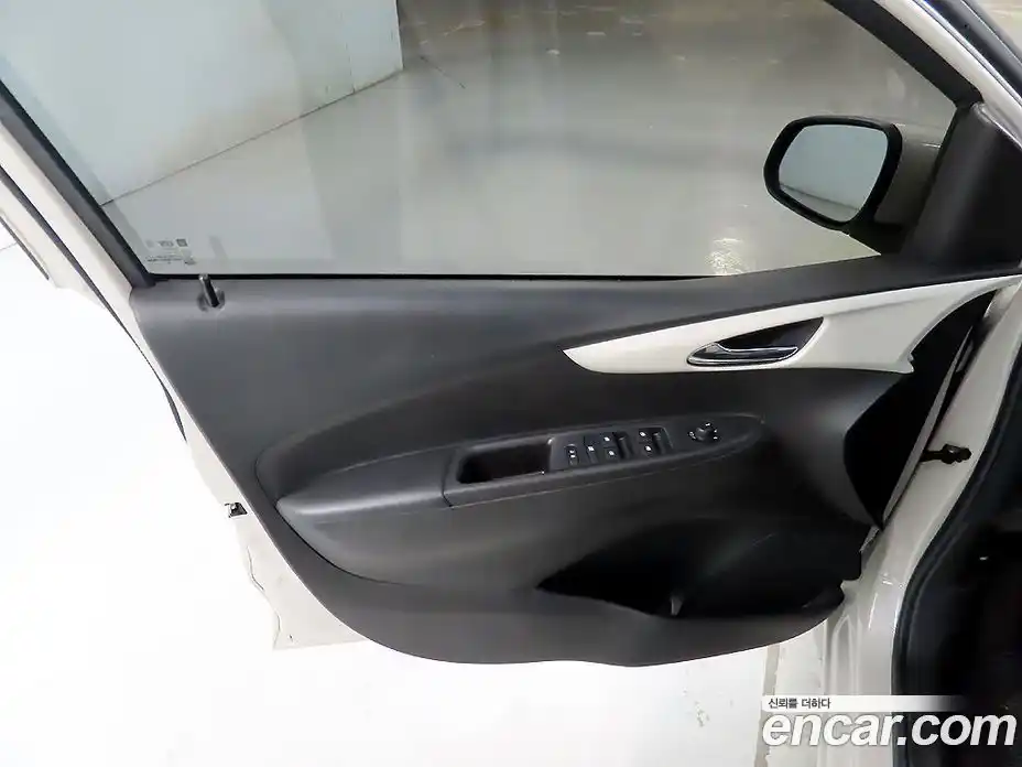 Chevrolet Spark 2016 1.0 гидро в Москве № 1687939, фото 15