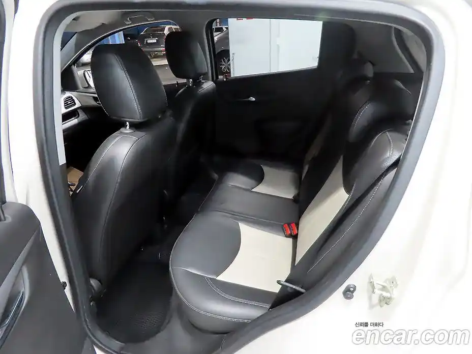 Chevrolet Spark 2016 1.0 гидро в Москве № 1687939, фото 7