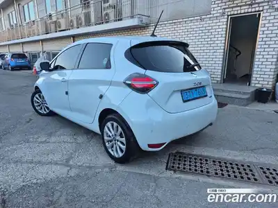 Renault Zoe 2021 0.1 гидро в Москве № 1688187, миниатюра 6