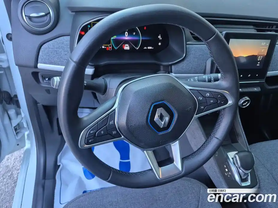 Renault Zoe 2021 0.1 гидро в Москве № 1688187, фото 9