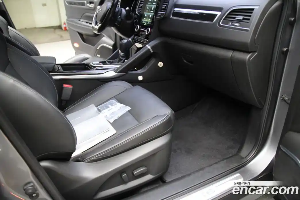 Renault QM6 2016 2.0 гидро в Москве № 1688280, фото 16
