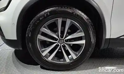Renault QM6 2020 2.0 гидро в Москве № 1688895, миниатюра 5