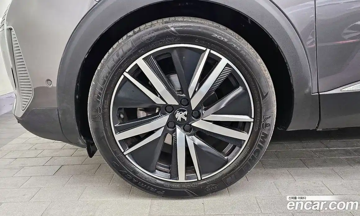 Peugeot 5008 2023 1.2 гидро в Москве № 1689903, фото 5