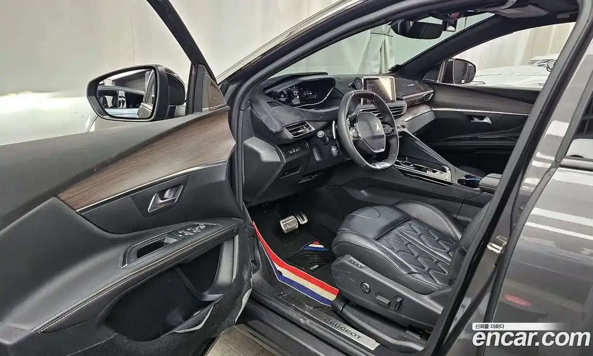 Peugeot 5008 2023 1.2 гидро в Москве № 1689903, фото 10