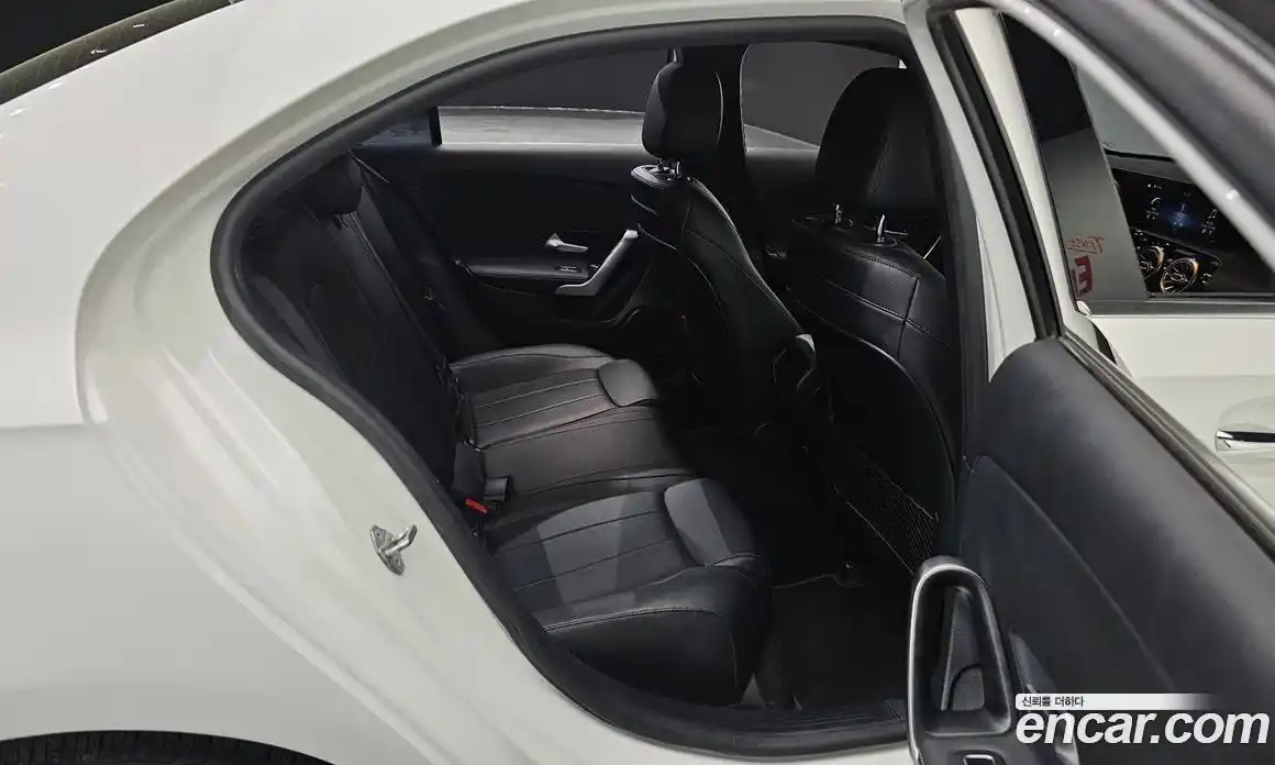 Mercedes-Benz A-Class 2020 2.0 гидро в Москве № 1690428, фото 11
