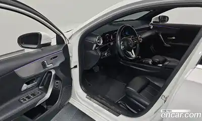 Mercedes-Benz A-Class 2020 2.0 гидро в Москве № 1690428, миниатюра 10