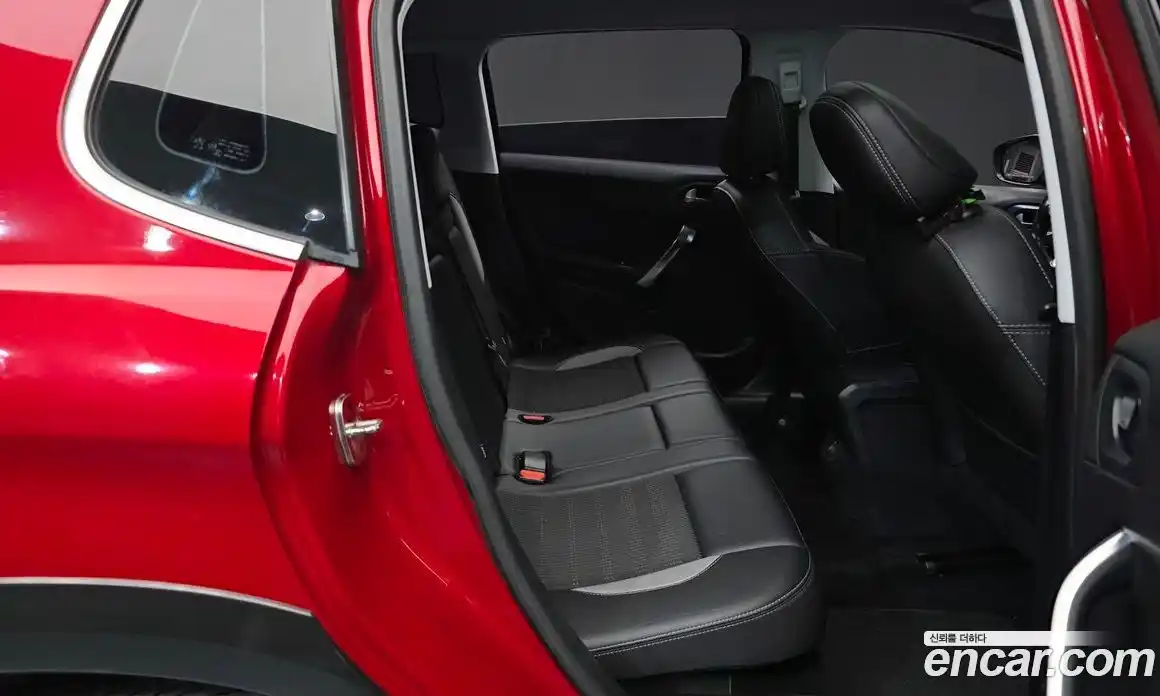 Peugeot 2008 2017 1.6 гидро в Москве № 1690960, фото 11