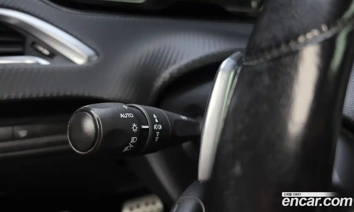 Peugeot 2008 2017 1.6 гидро в Москве № 1690960, фото 16