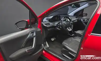 Peugeot 2008 2017 1.6 гидро в Москве № 1690960, миниатюра 10