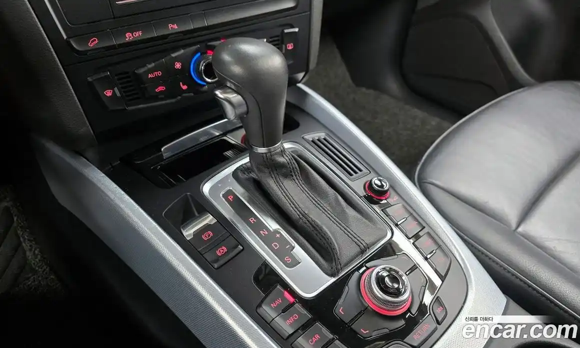 Audi Q5 2012 2.0 гидро в Москве № 1691087, фото 9