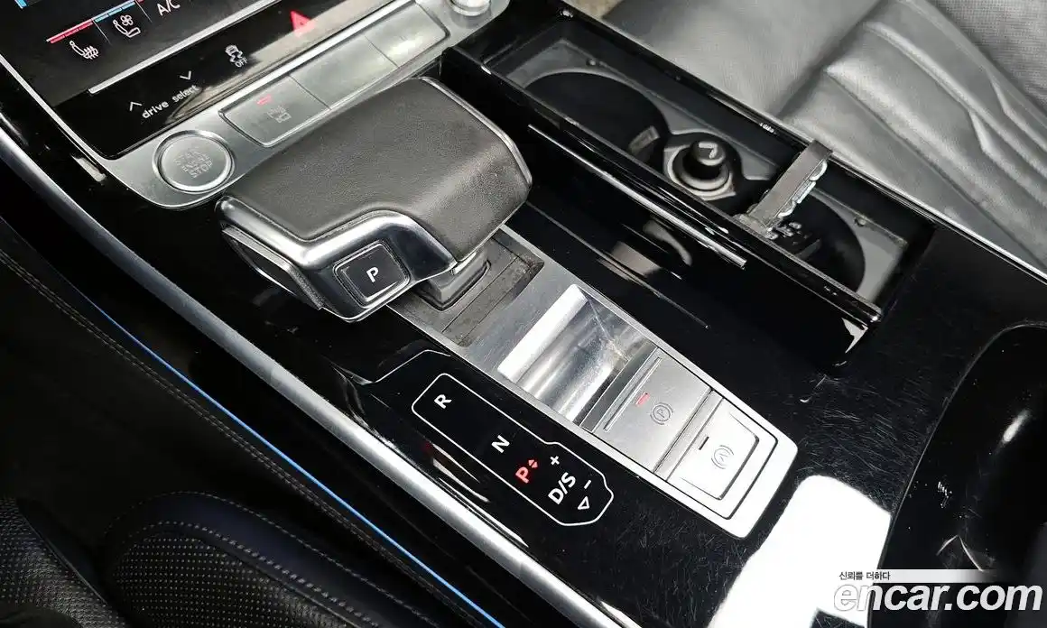 Audi A8 2020 3.0 гидро в Москве № 1691286, фото 9
