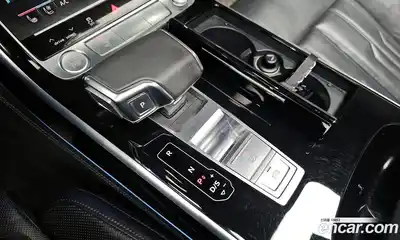 Audi A8 2020 3.0 гидро в Москве № 1691286, миниатюра 9