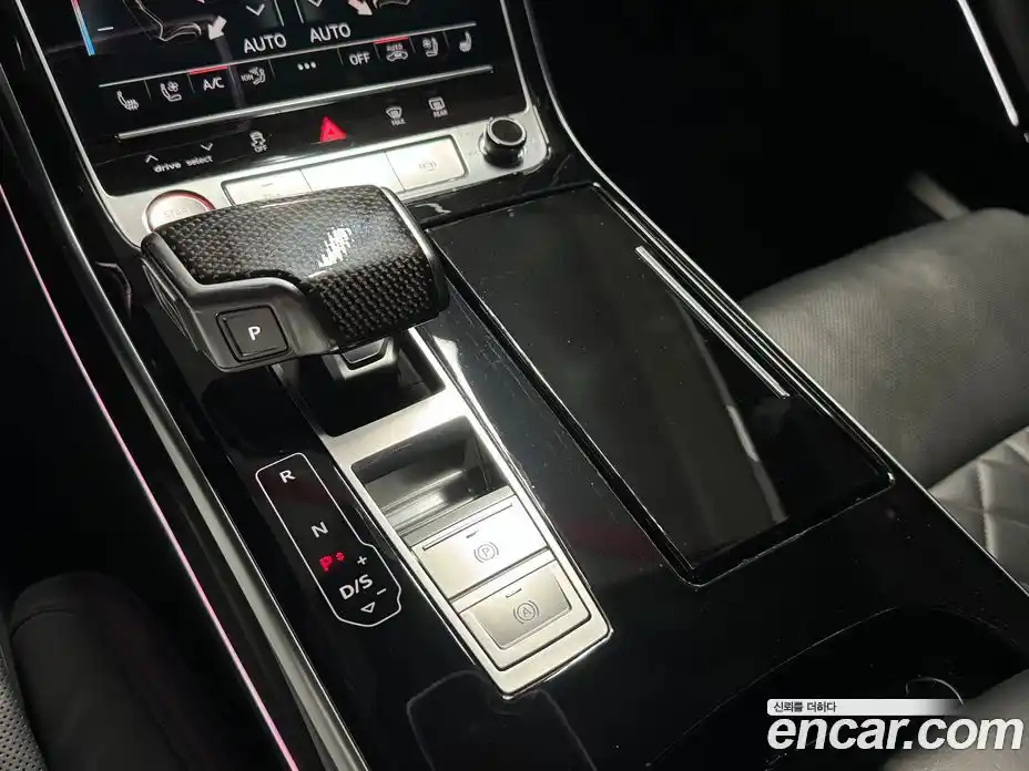 Audi S8 2020 4.0 гидро в Москве № 1691365, фото 17