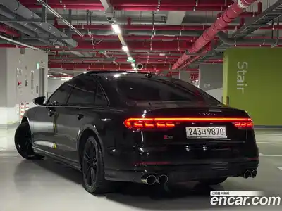 Audi S8 2020 4.0 гидро в Москве № 1691365, миниатюра 2