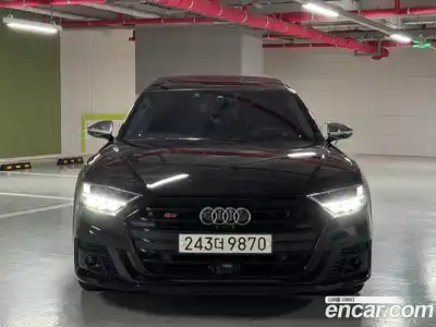 Audi S8 2020 4.0 гидро в Москве № 1691365, миниатюра 3