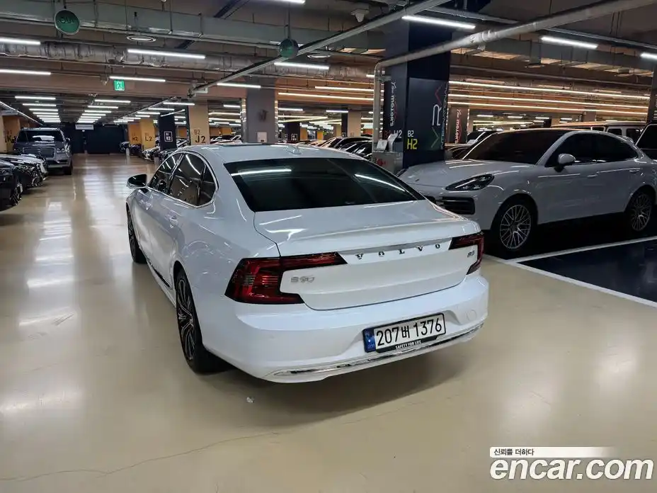 Volvo S90 2024 2.0 гидро в Москве № 1691462, фото 17